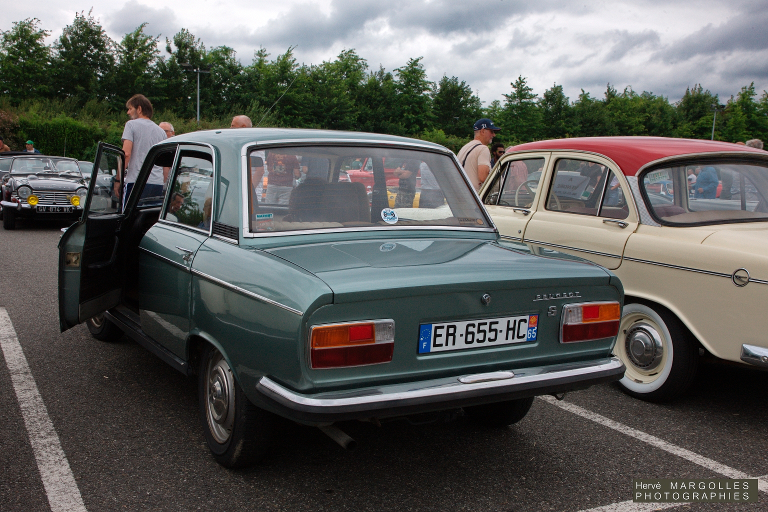 Peugeot 204S.jpg